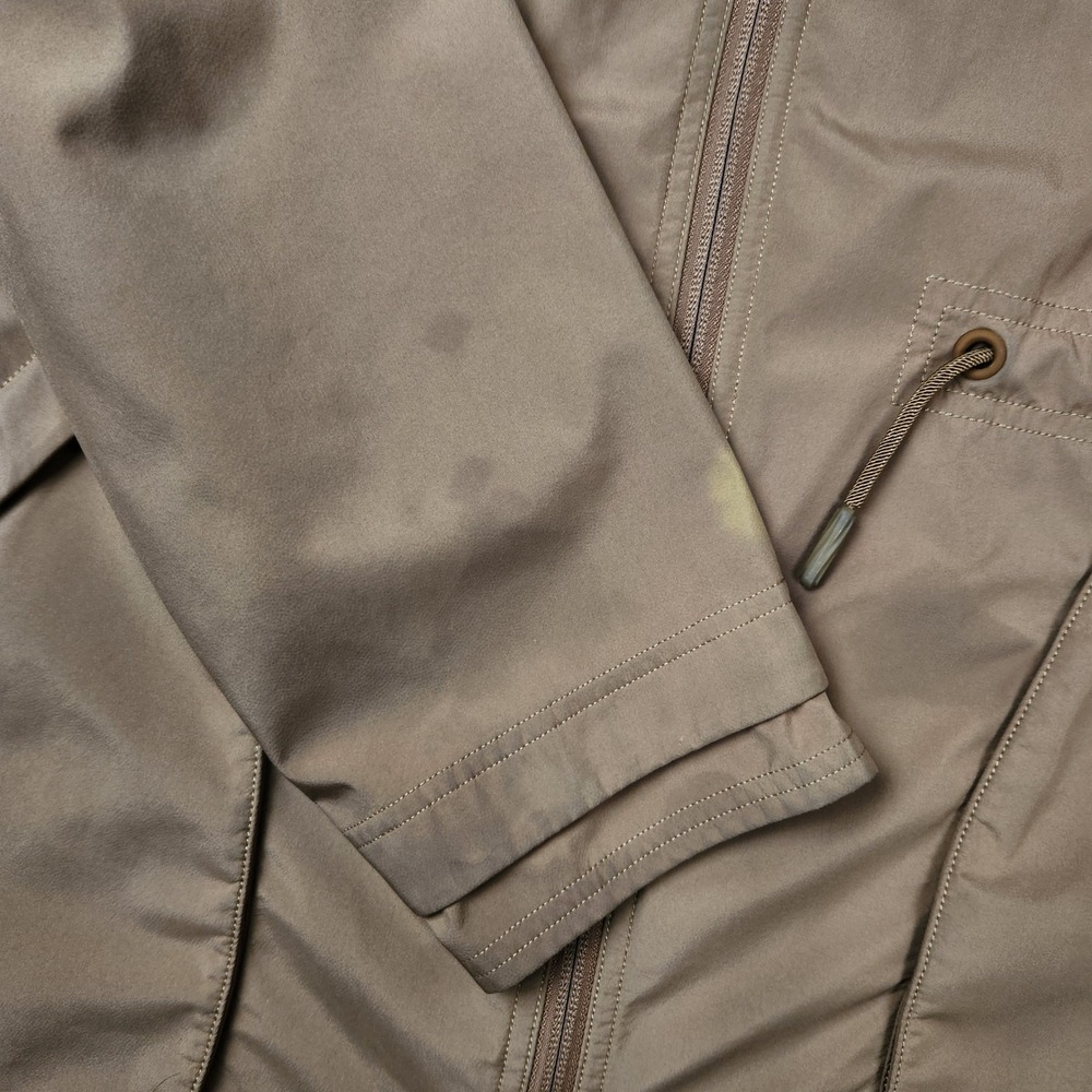 Lululemon Relaxed Fit Rain Shell Jacket Womens Medium Beige Drawstring FLAWS - Picture 4 of 15